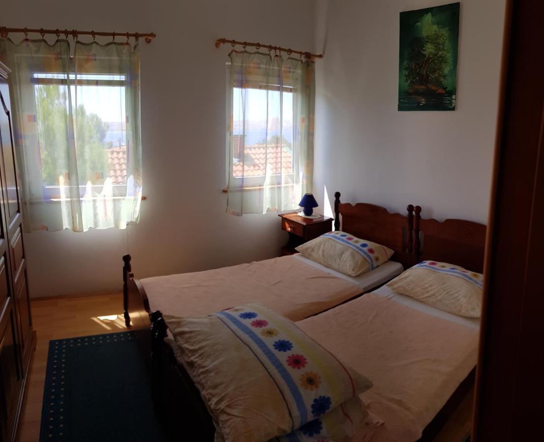 Apartments Akiki Karlobag Kültér fotó