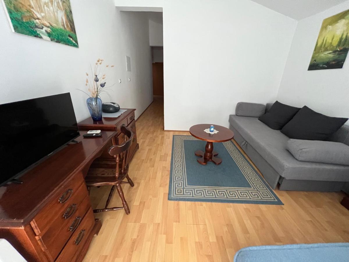 Apartments Akiki Karlobag Kültér fotó